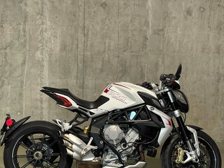 2015 MV Agusta Dragster 800, белый, 800000 рублей, вид 1