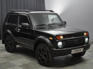 2018 Lada (ВАЗ) 2121 (4x4) Urban I Рестайлинг, чёрный, 737000 рублей, вид 3