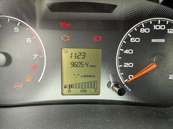 2016 Lada (ВАЗ) Granta I, серый, 620000 рублей - вид 17