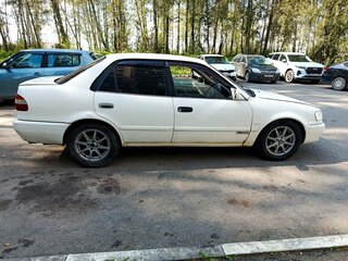 2000 Toyota Corolla VIII (E110) Рестайлинг, белый, 175000 рублей, вид 5