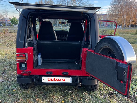 1995 Jeep Wrangler I (YJ), красный, 1450000 рублей - вид 4