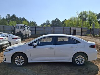 2024 Toyota Corolla XII (E210), белый, 2850000 рублей, вид 4