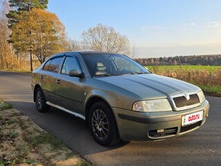 2001 Skoda Octavia I (A4) Рестайлинг, зелёный, 390000 рублей, вид 4
