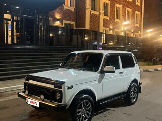 2010 Lada (ВАЗ) 2121 (4x4) I Рестайлинг, белый, 400000 рублей, вид 1