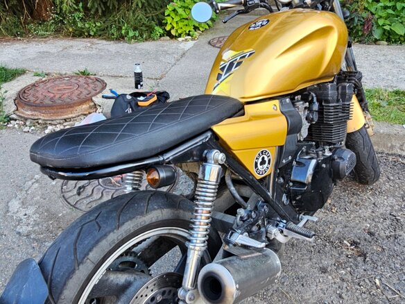 2000 Yamaha XJR400, золотистый, 250000 рублей - вид 5