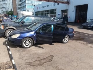 2005 Mitsubishi Lancer IX Рестайлинг, синий, 530000 рублей, вид 3