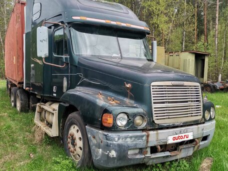 2002 Freightliner FLC, зелёный, 800000 рублей, вид 1