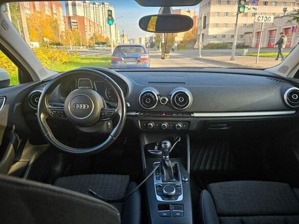 2013 Audi A3 III (8V), белый, 1250000 рублей - вид 5