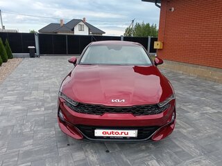 2023 Kia K5 III, красный, 1800000 рублей, вид 3
