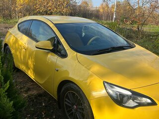 2014 Opel Astra GTC J Рестайлинг, жёлтый, 930000 рублей, вид 3