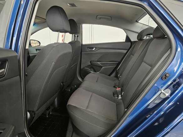 2021 Hyundai Solaris II Рестайлинг, синий, 1889000 рублей - вид 14