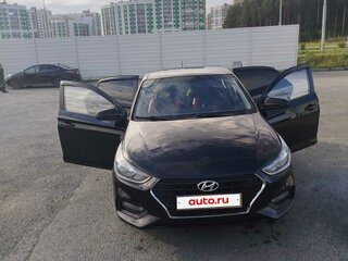 2017 Hyundai Solaris II, чёрный, 1250000 рублей, вид 2