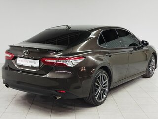 2021 Toyota Camry VIII (XV70) Рестайлинг, коричневый, 3858000 рублей, вид 5