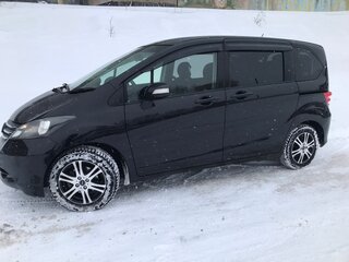 2011 Honda Freed I Рестайлинг, чёрный, 1060000 рублей, вид 3