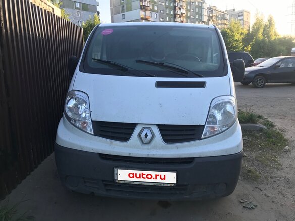 2011 Renault Trafic II Рестайлинг, белый, 1000000 рублей