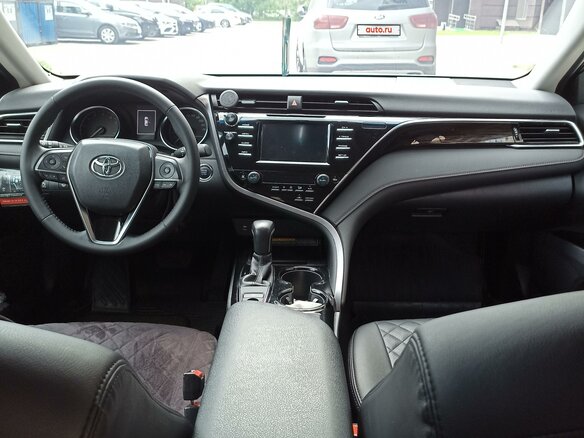 2019 Toyota Camry VIII (XV70), белый, 3100000 рублей - вид 8