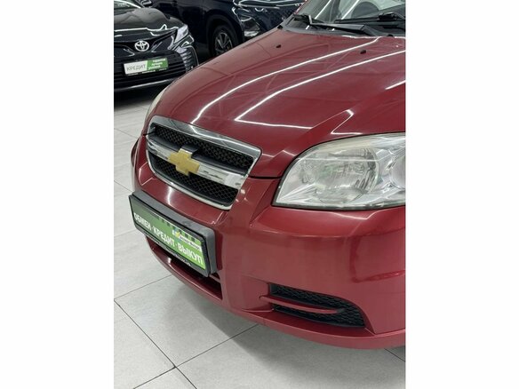 2011 Chevrolet Aveo I Рестайлинг, красный, 549000 рублей - вид 9