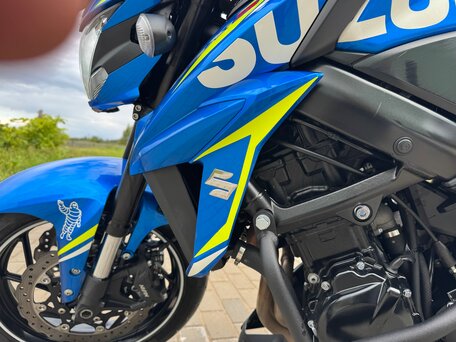 2020 Suzuki GSX-S 750, синий, 780000 рублей, вид 3