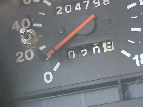 2000 Lada (ВАЗ) 2131 (4x4) I, серый, 200000 рублей - вид 6