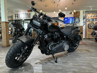 2024 Harley-Davidson Fat Bob, серый, 3250000 рублей, вид 5