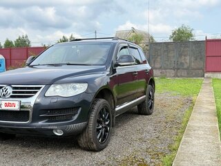 2008 Volkswagen Touareg I Рестайлинг, чёрный, 1549000 рублей, вид 3