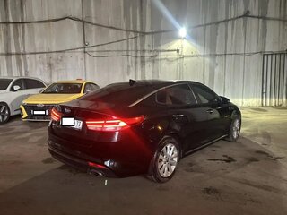 2017 Kia Optima IV, чёрный, 1350000 рублей, вид 3