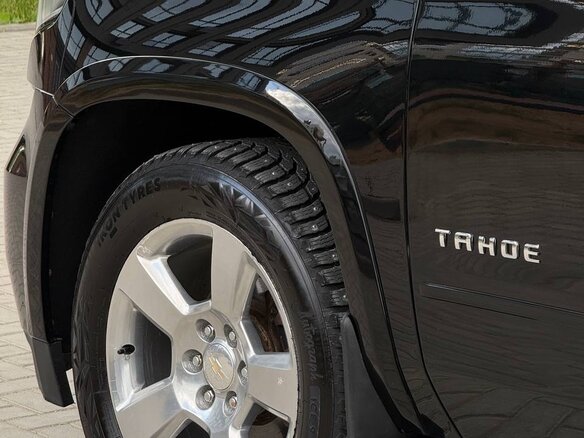 2018 Chevrolet Tahoe IV, чёрный, 3750000 рублей - вид 10