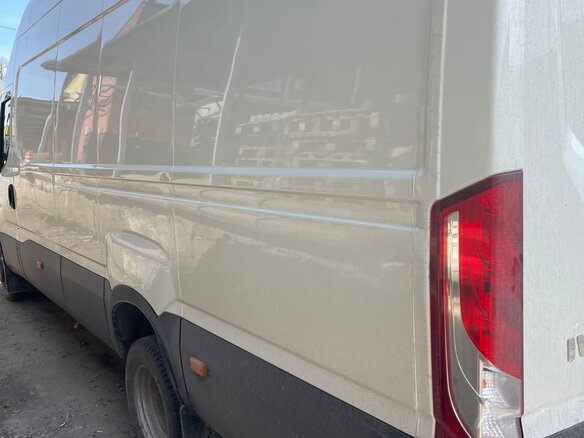 2019 Iveco Daily, белый, 4100000 рублей - вид 2