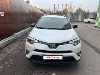 2019 Toyota RAV4 IV (XA40) Рестайлинг, белый, 2870000 рублей, вид 3