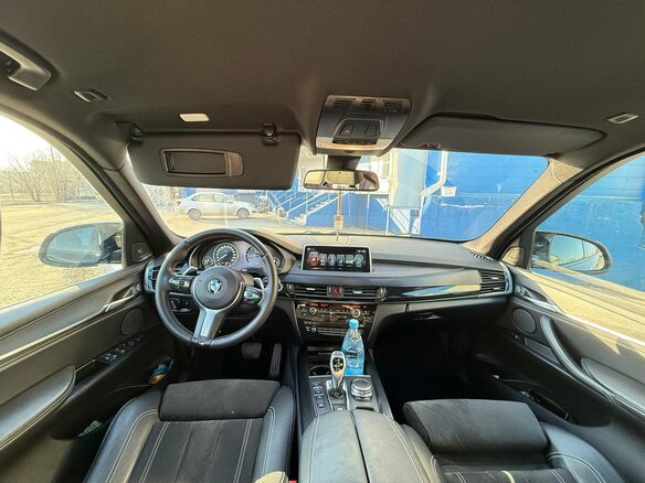 2017 BMW X5 30d III (F15), чёрный, 4000000 рублей - вид 6