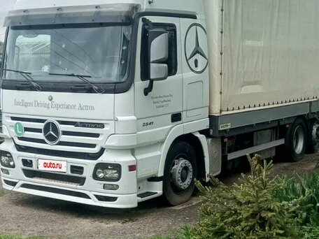 2004 Mercedes-Benz Actros, белый, 2550000 рублей, вид 2