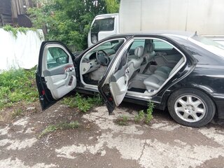 2001 Mercedes-Benz S-Класс 600 Long IV (W220), чёрный, 1500000 рублей, вид 2
