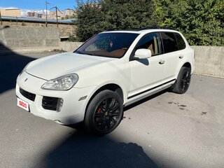 2008 Porsche Cayenne S I Рестайлинг (957), белый, 850000 рублей, вид 1
