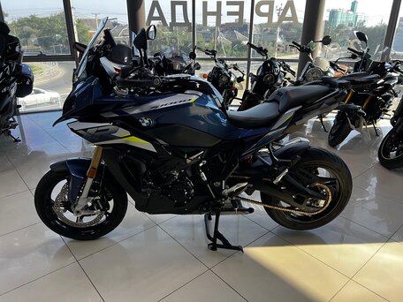 2023 BMW S 1000 XR, синий, 2100000 рублей, вид 4