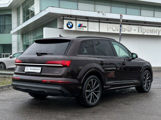 2021 Audi Q7 45 TDI II (4M) Рестайлинг, коричневый, 5159000 рублей, вид 5