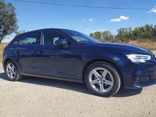 2019 Audi A3 Sportback g-tron III (8V) Рестайлинг, синий, 1800000 рублей, вид 3