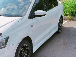 2016 Volkswagen Polo V Рестайлинг, белый, 1250000 рублей, вид 1