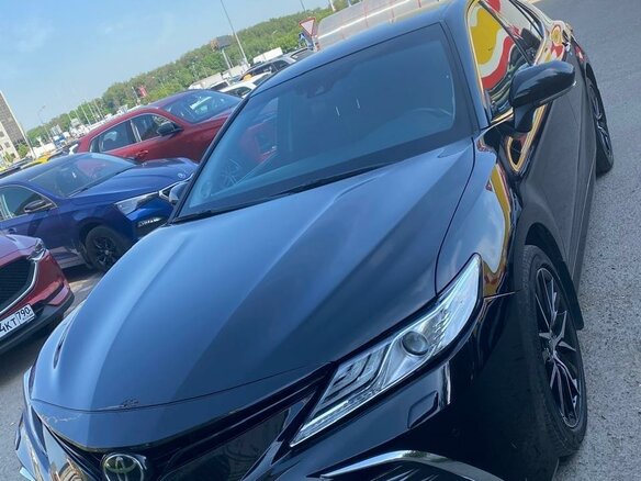 2019 Toyota Camry VIII (XV70), чёрный, 3395000 рублей - вид 1