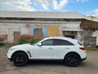 2010 Infiniti FX37 II (S51), белый, 1750000 рублей, вид 4