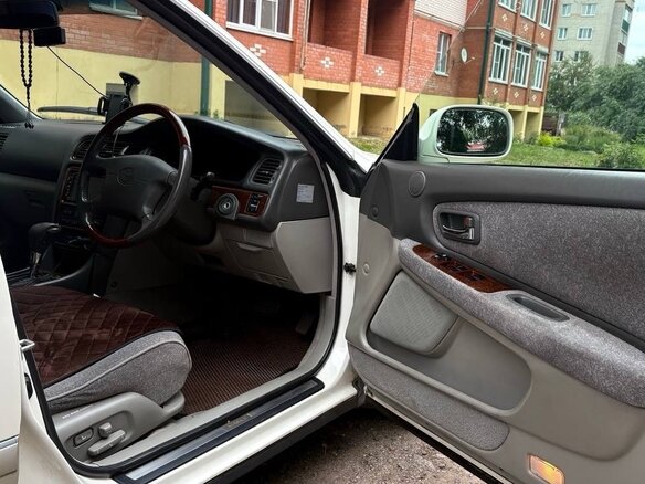 1996 Toyota Mark II VIII (X100), белый, 1000000 рублей - вид 3