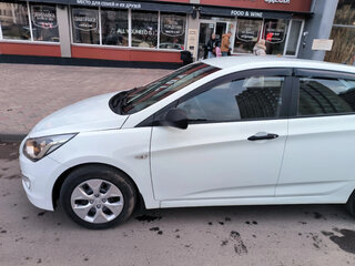 2014 Hyundai Solaris I Рестайлинг, белый, 1199000 рублей, вид 5