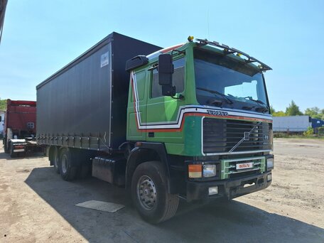 1990 Volvo F-Series, зелёный, 1900000 рублей, вид 1
