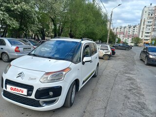 2011 Citroen C3 Picasso I, белый, 650000 рублей, вид 2