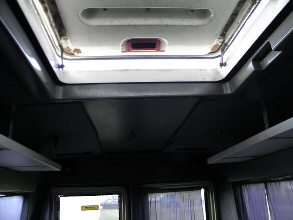 1998 Mercedes-Benz Vario, серебристый, 400000 рублей - вид 7