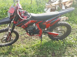 2023 BSE Z10, красный, 175000 рублей, вид 4