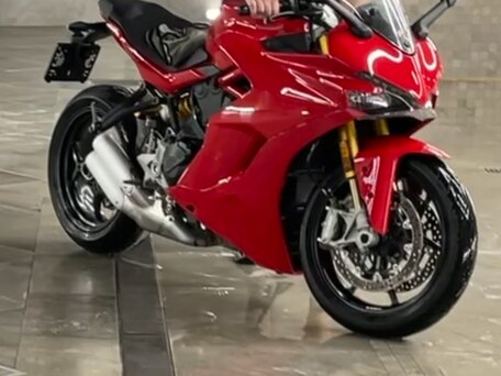 2019 Ducati Supersport, красный, 1470000 рублей, вид 1