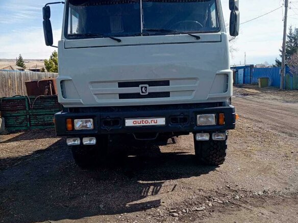 2002 КамАЗ 44108, серый, 1800000 рублей