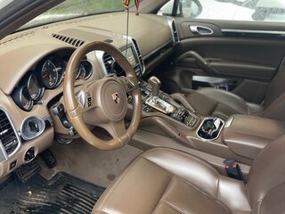 2010 Porsche Cayenne Diesel II (958), белый, 2500000 рублей, вид 4