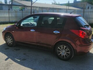 2008 Nissan Tiida I, красный, 557000 рублей, вид 4