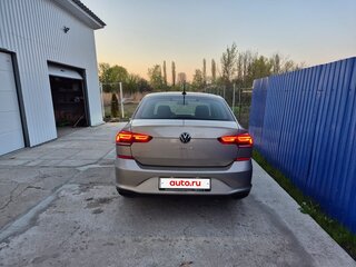 2020 Volkswagen Polo VI, бежевый, 1650000 рублей, вид 1